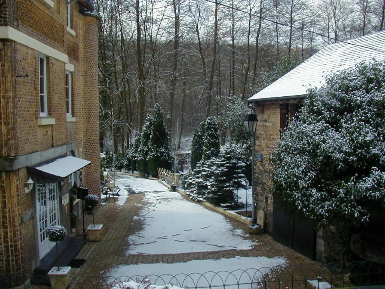 Hotel Ermitage Du Moulin Labotte Haybes Exteriör bild