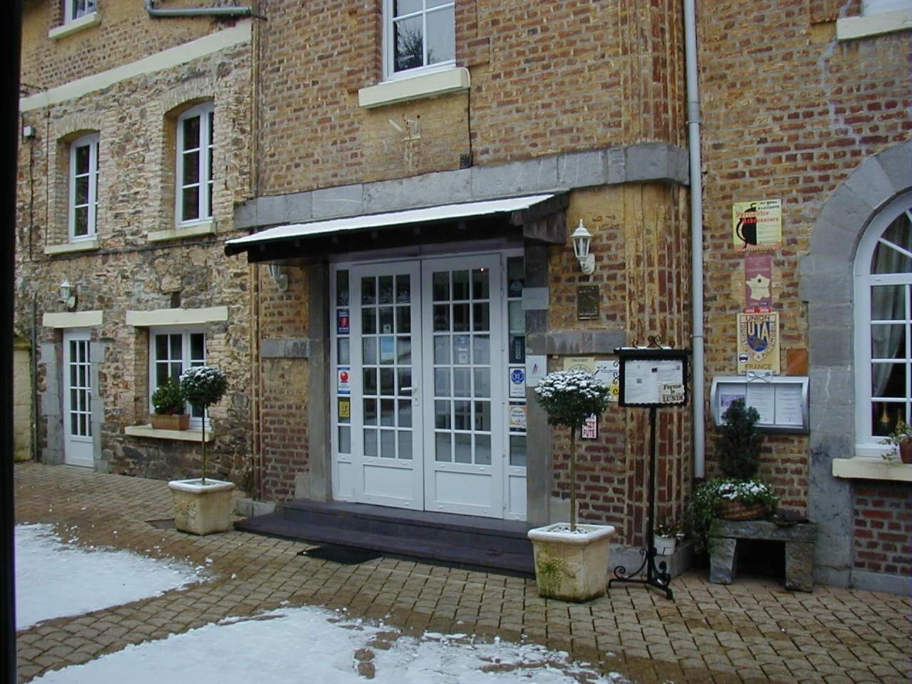 Hotel Ermitage Du Moulin Labotte Haybes Exteriör bild