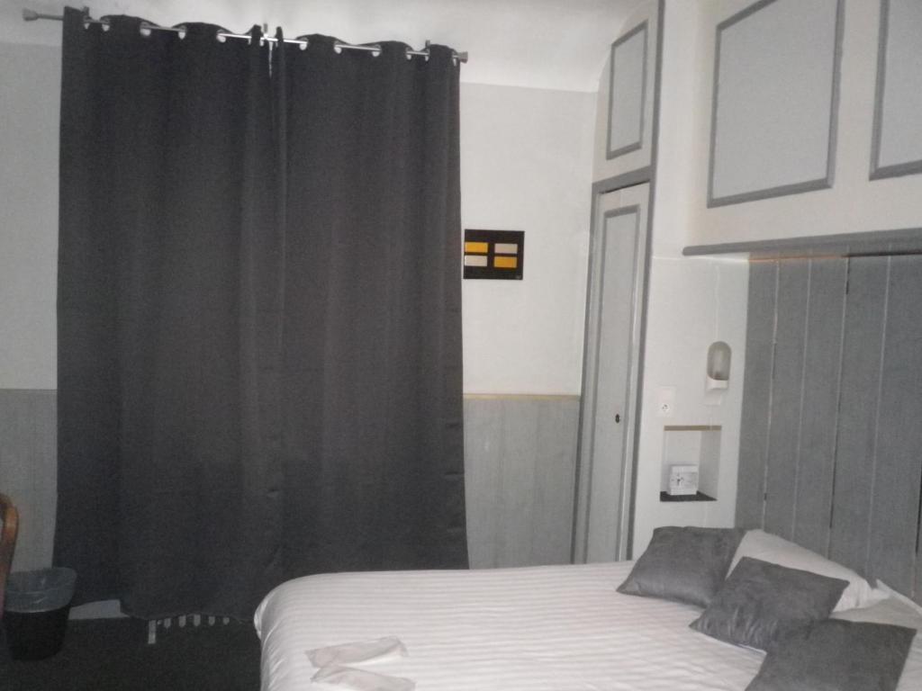 Hotel Ermitage Du Moulin Labotte Haybes Rum bild