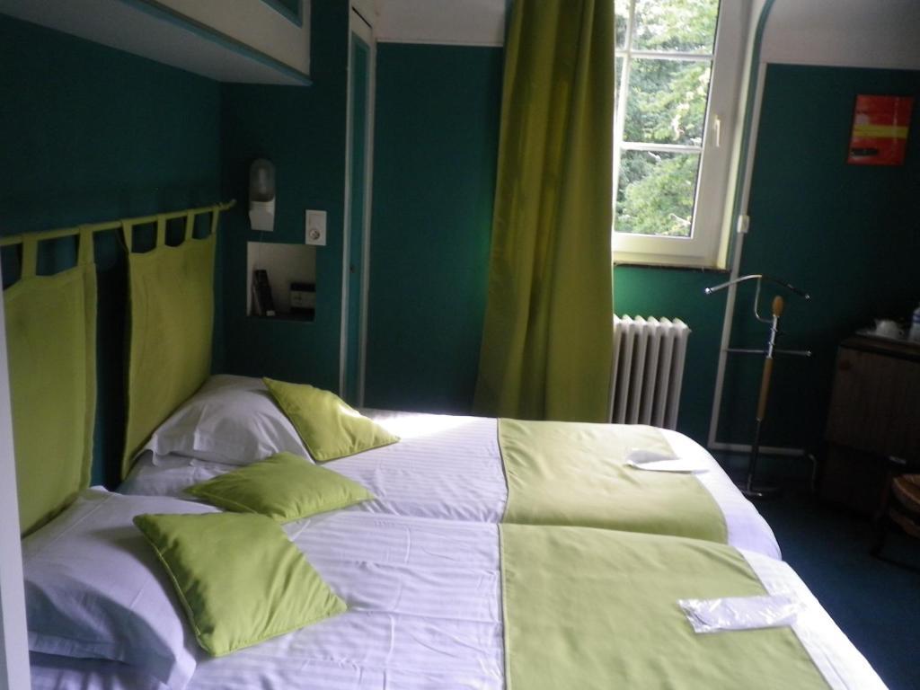 Hotel Ermitage Du Moulin Labotte Haybes Rum bild