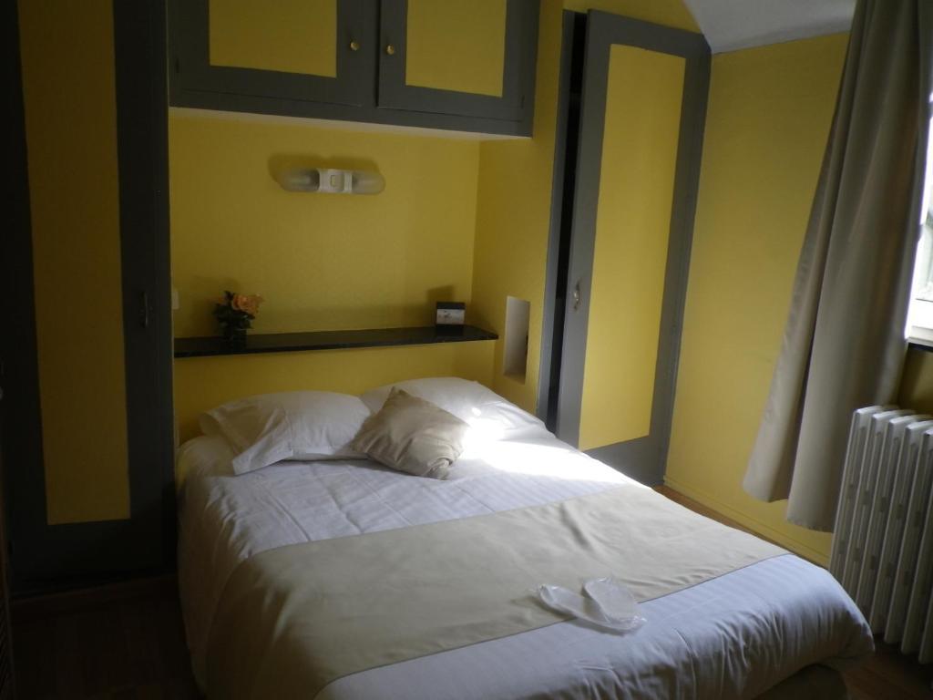 Hotel Ermitage Du Moulin Labotte Haybes Rum bild